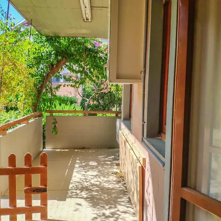 Apartment Homiday - Pinetina *