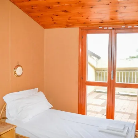 Apartment Homiday - Pinetina *