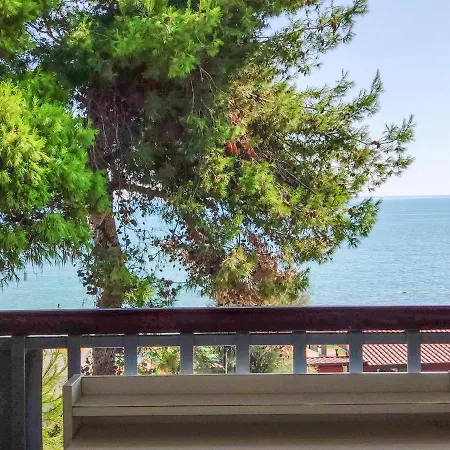 Homiday - Pinetina Pineto