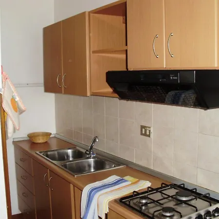 Homiday - Pinetina Apartment *