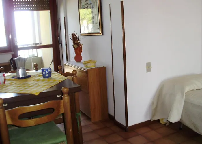 Homiday - Pinetina Пинето